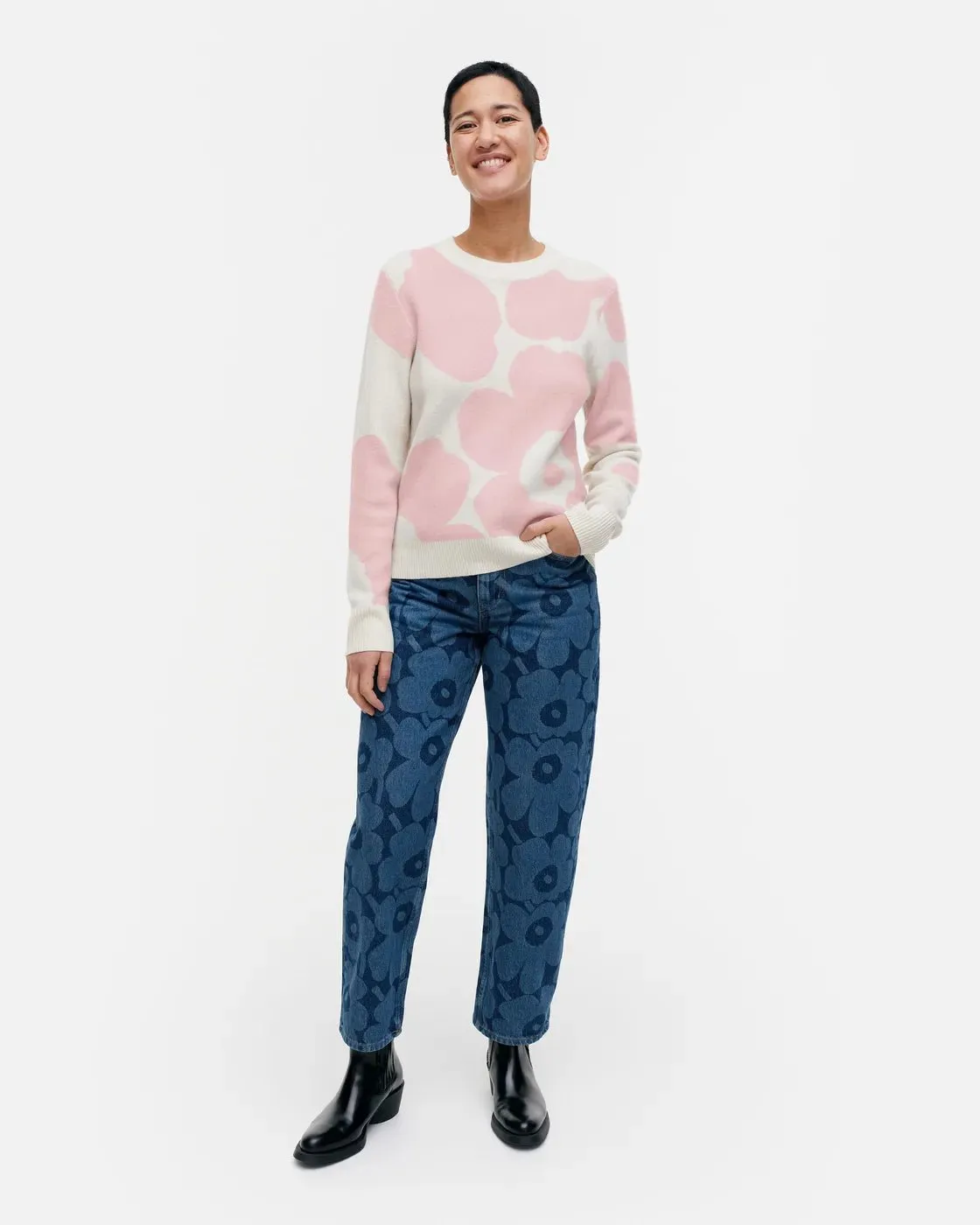 Aukio Unikko Cashmere Sweater | White, Pink
