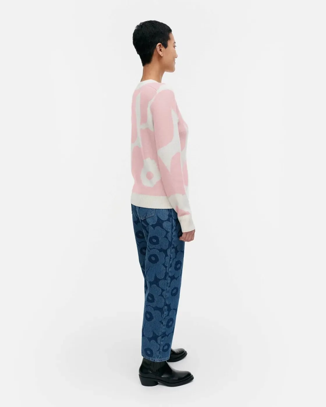 Aukio Unikko Cashmere Sweater | White, Pink