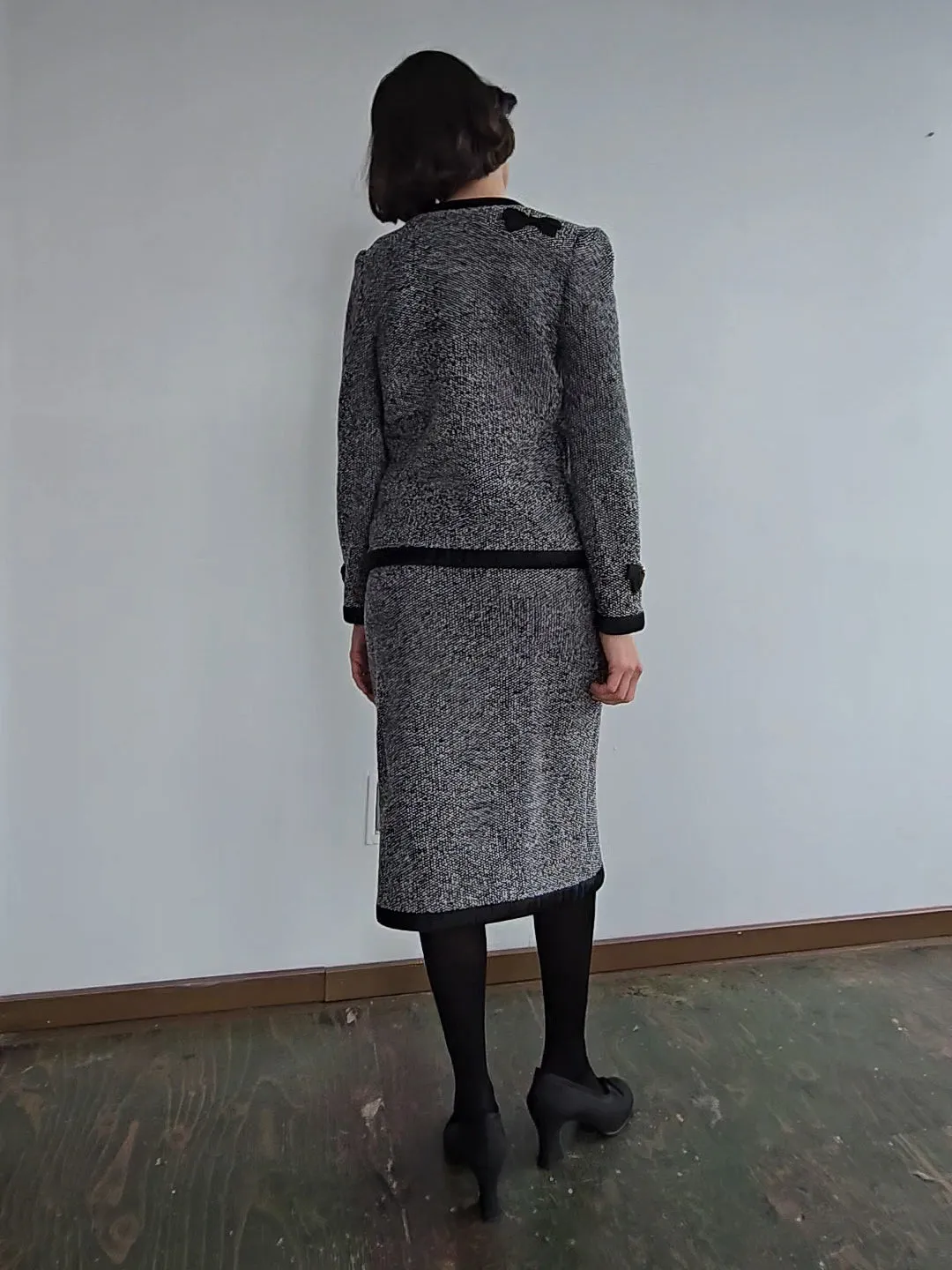 Bows   Tweed Woven Suit