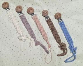 Braided Paci Clip