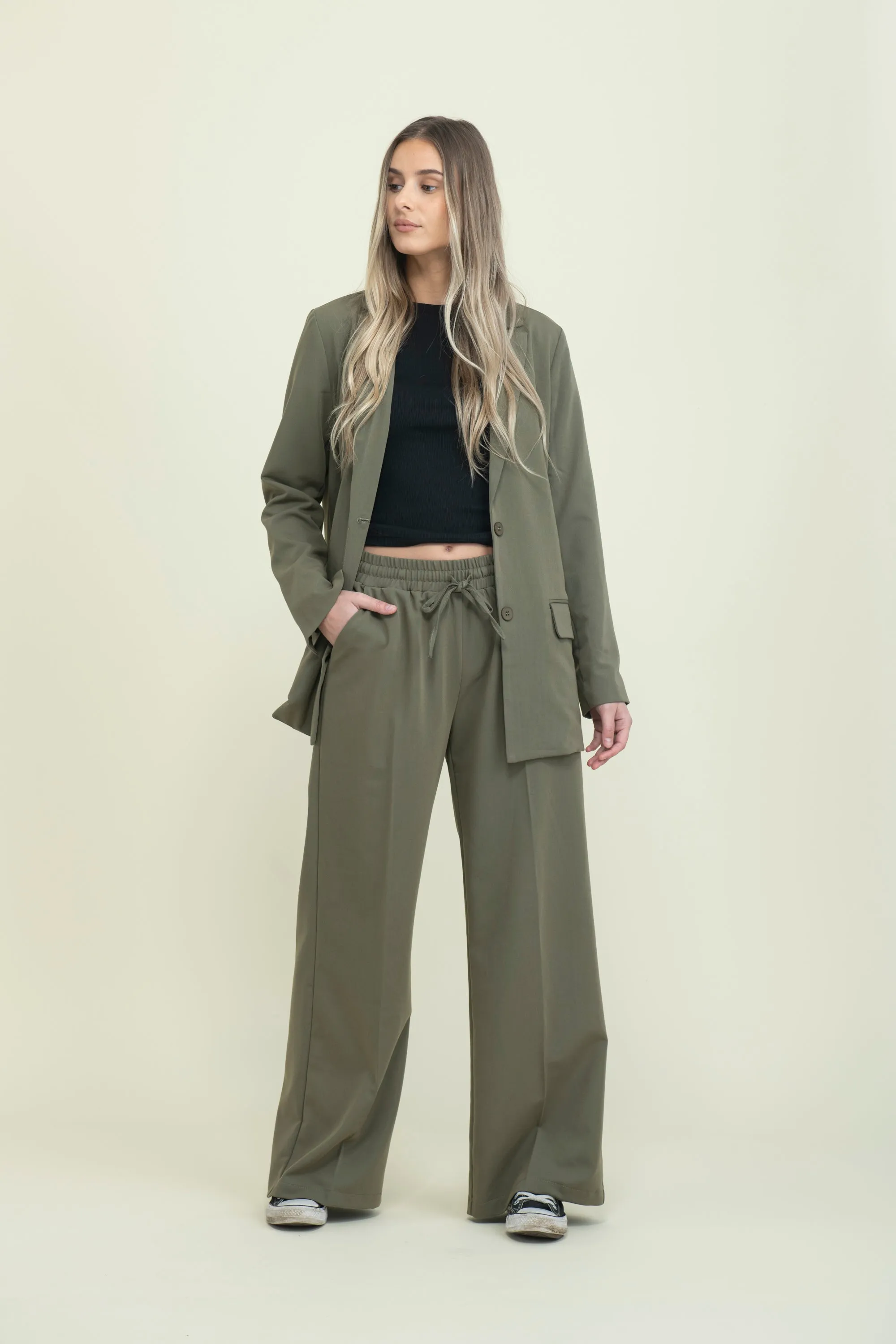 Chloe-Wide Leg Pull On Pant