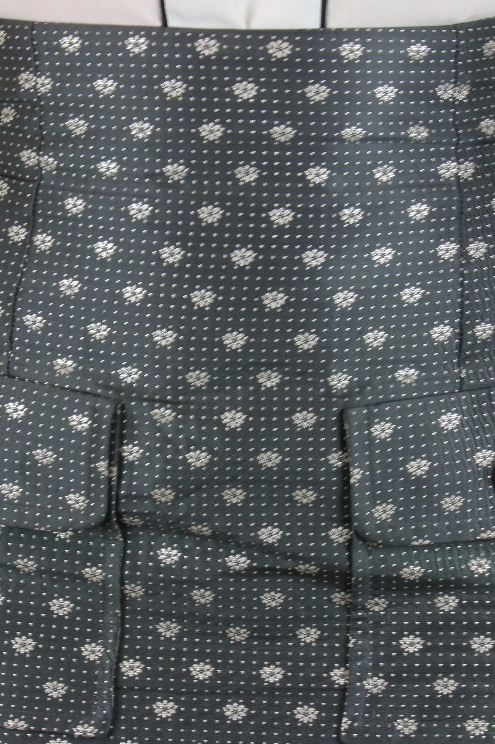 Grey pencil skirt