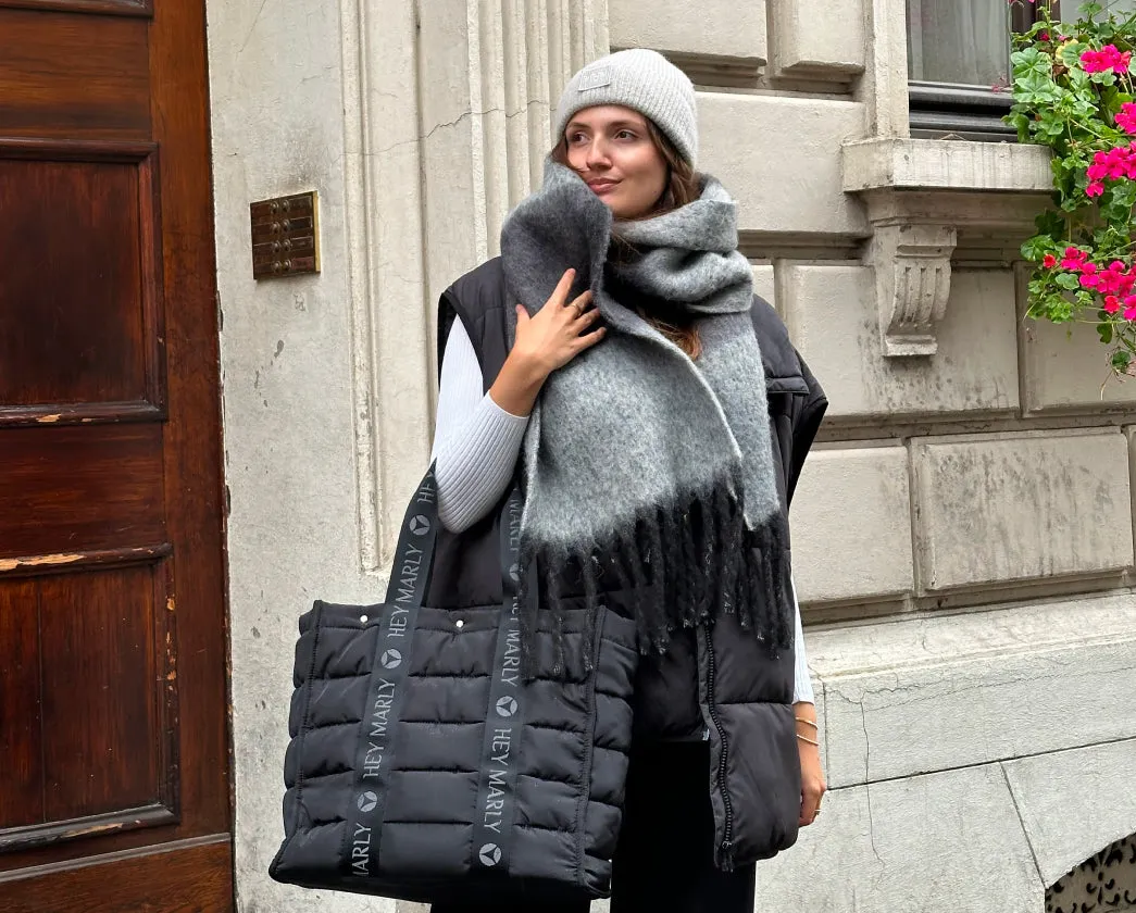 Hey Beanie & Cozy Scarf - Black / Black
