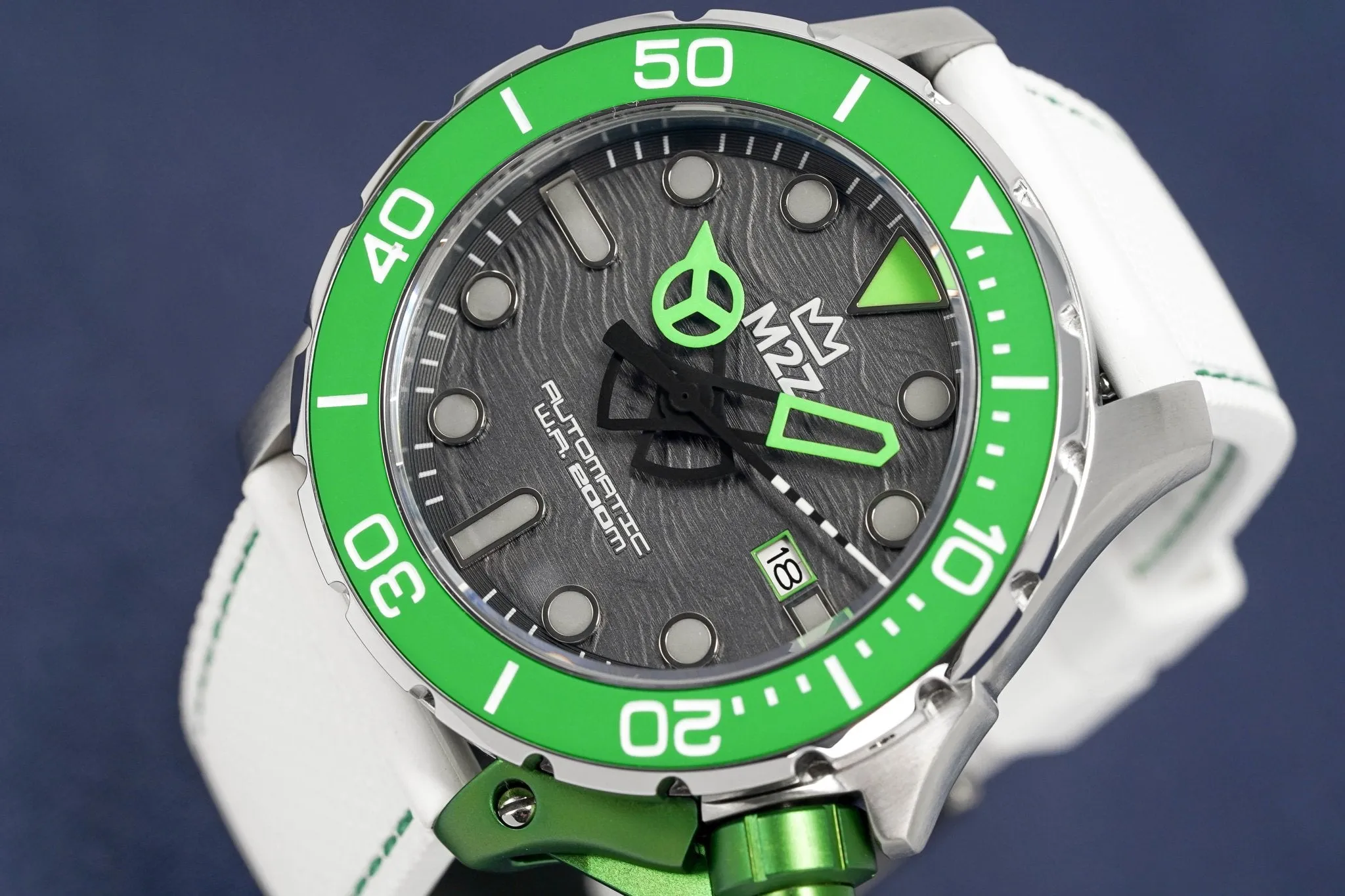 M2Z Men's Watch Diver 200 Green 200-001