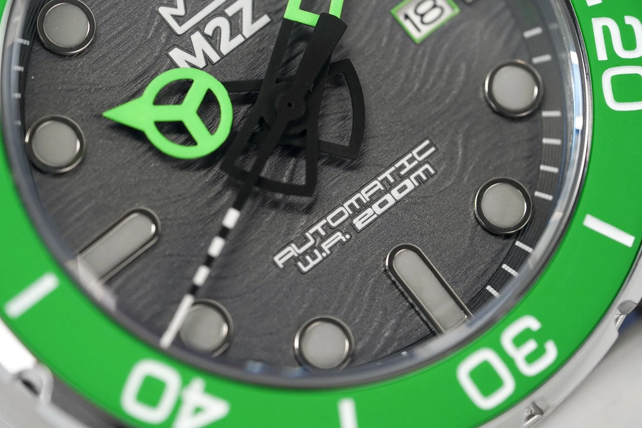 M2Z Men's Watch Diver 200 Green 200-001