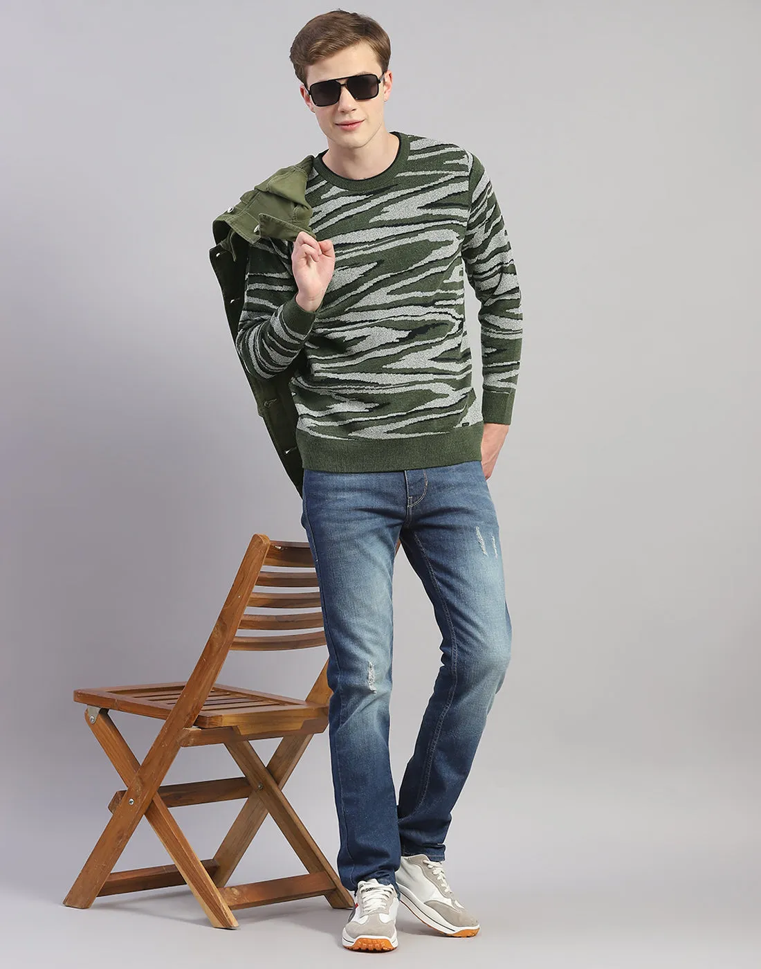 Men Green Printed Round Neck Full Sleeve Pullover
