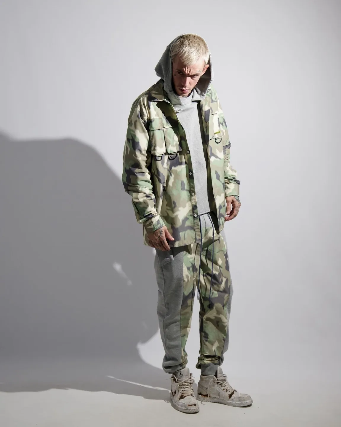 "BLURRY VISION" JOGGERS