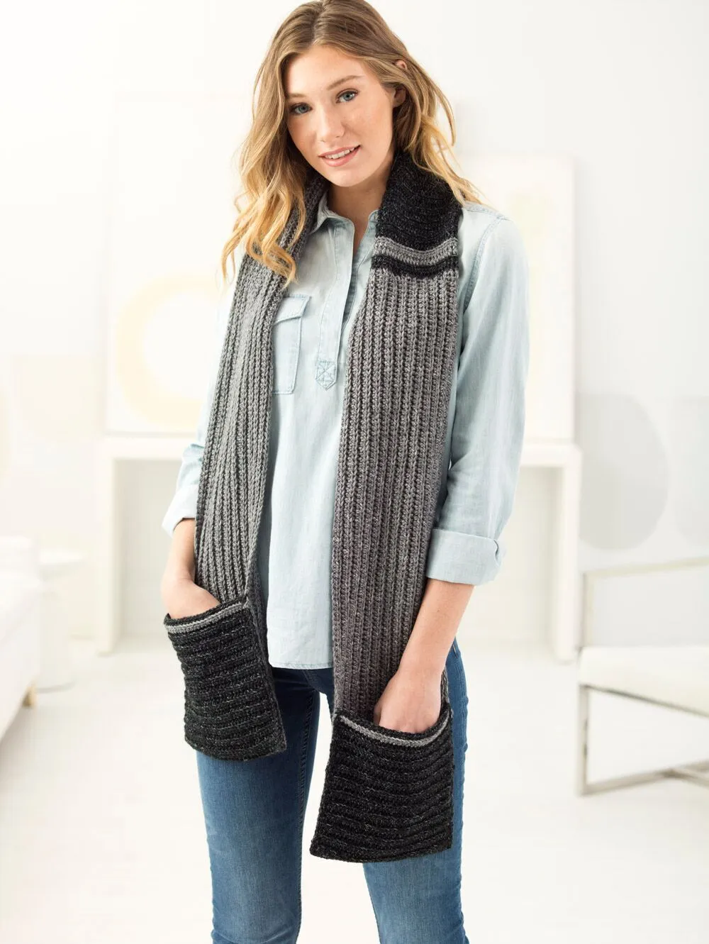 Scarf With Pockets (Crochet)