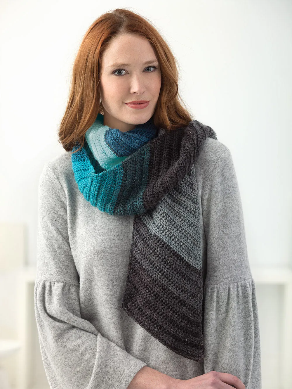 Shaded Diagonal Scarf (Crochet)